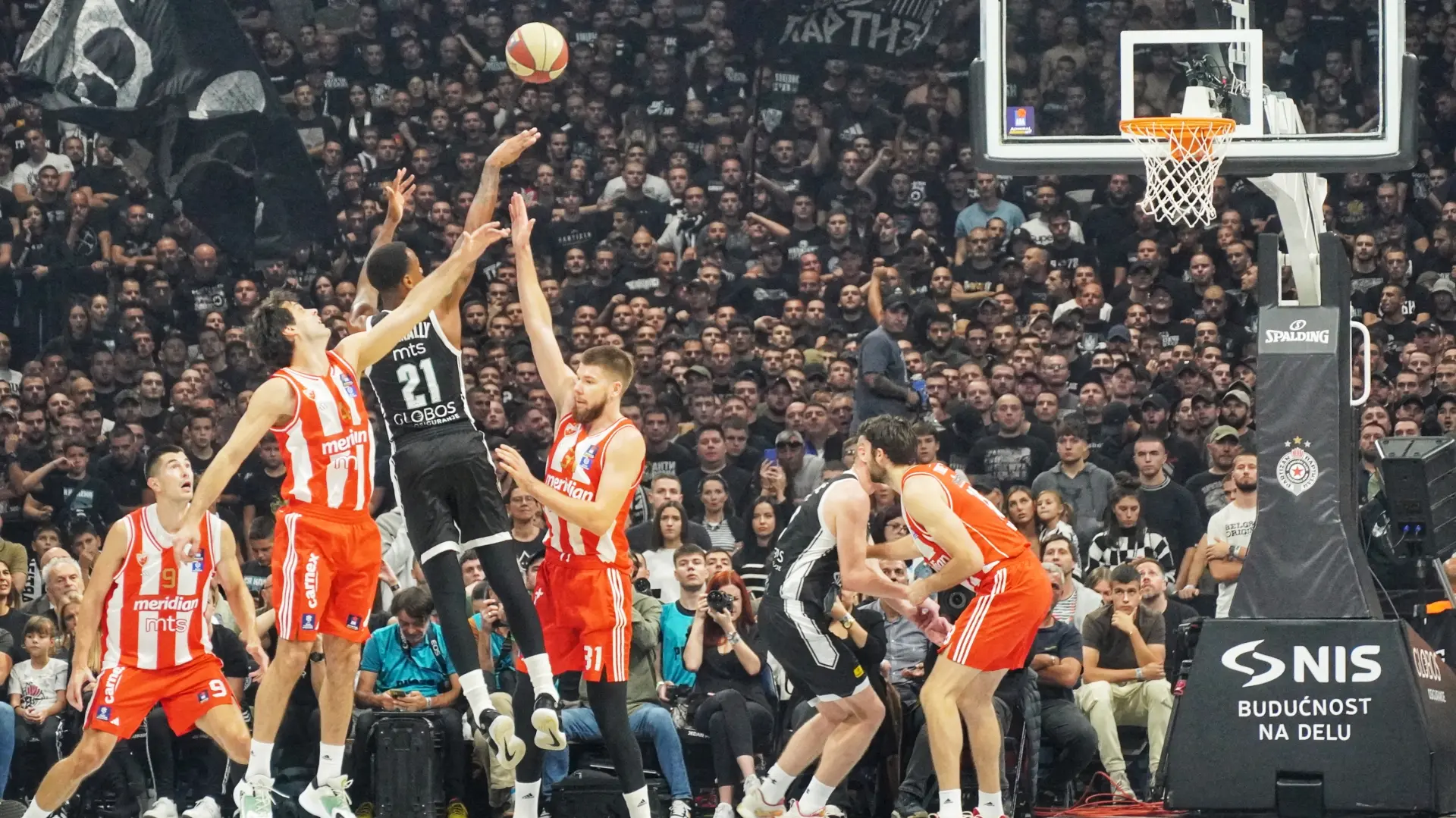 Licencu U Evroligi Do 2040 Dobili Ovi Klubovi Gde Su Zvezda I Partizan 